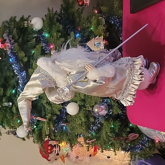 Silver Santa Claus Christmas Figure 18" - Picture 4 of 10